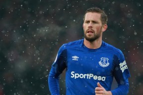 乐鱼体育网页版-勇士队寻求第三冠，士气高涨，勇士三个冠军的对手是谁