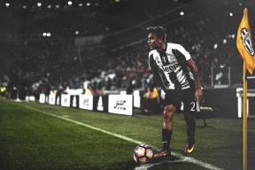 乐鱼体育登录-巴萨年轻阵容再度磨合成功，拉明闪耀全场，巴萨年轻前锋